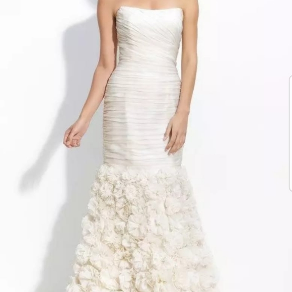 THEIA COUTURE 880699 IVORY MERMAID ROSETTE DRESS - Picture 7 of 8